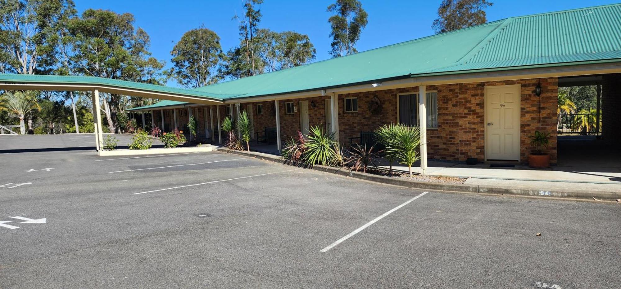Golf Club Motor Inn Wingham Екстериор снимка